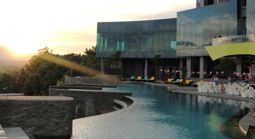 Novotel Lampung Bandar Lampung Exterior foto