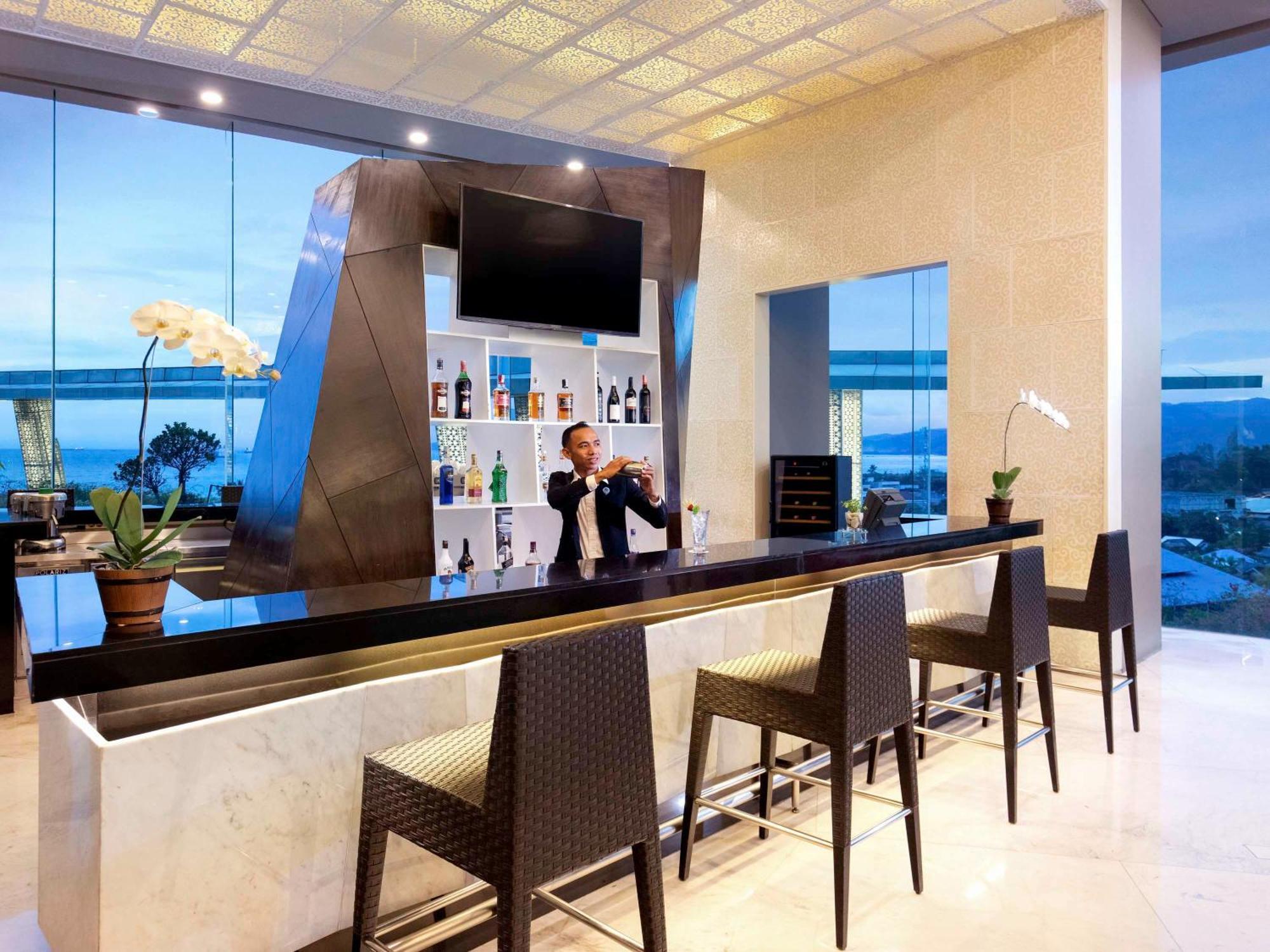 Novotel Lampung Bandar Lampung Exterior foto