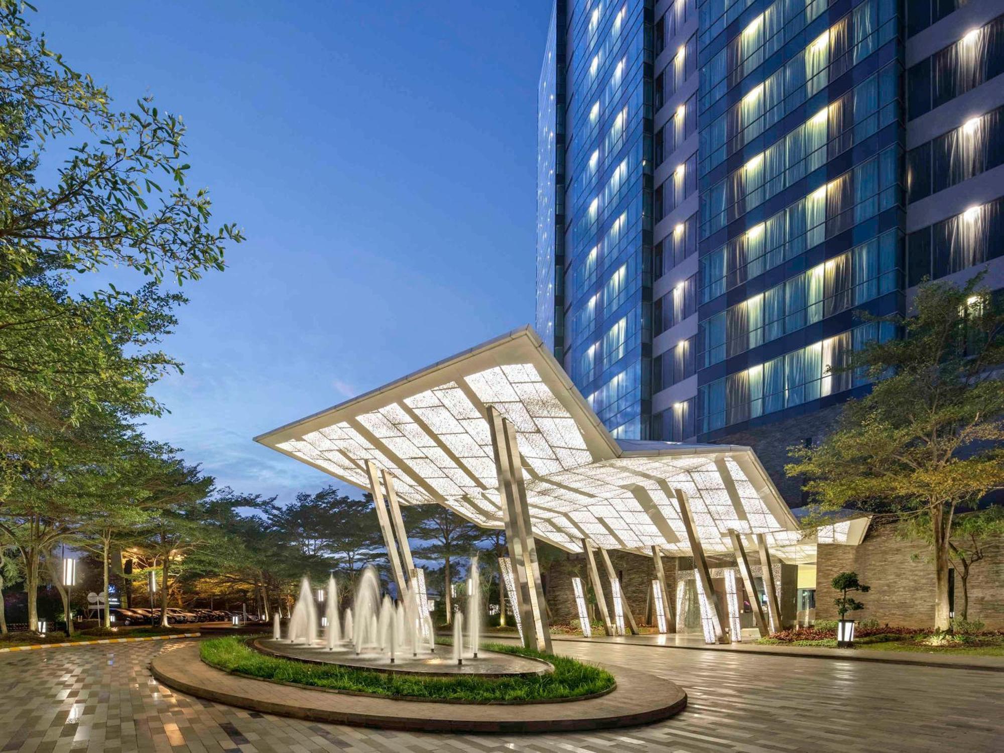 Novotel Lampung Bandar Lampung Exterior foto